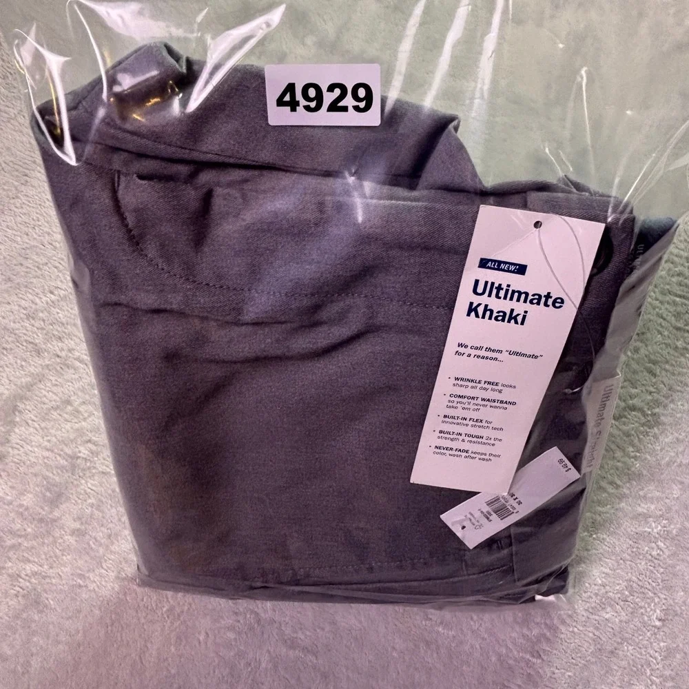 NWT Old Navy Mens Ultimate Straight Khaki Sz 30x30 Light Grey Built-In Flex